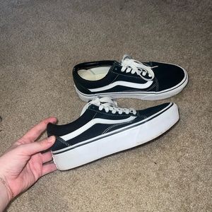 Platform black VANS